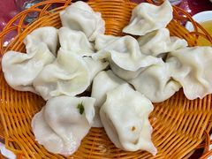 猪肉酸菜饺子-哈尔滨饺子王·东北菜(鱼鳞浃路店)