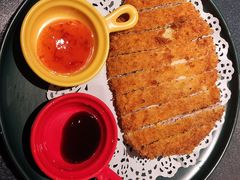 酥软芝士夹心猪排-吱咖啡西式简餐