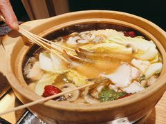-邹开喜·炭炉鸡煲·海鲜火锅(虹口足球场店)
