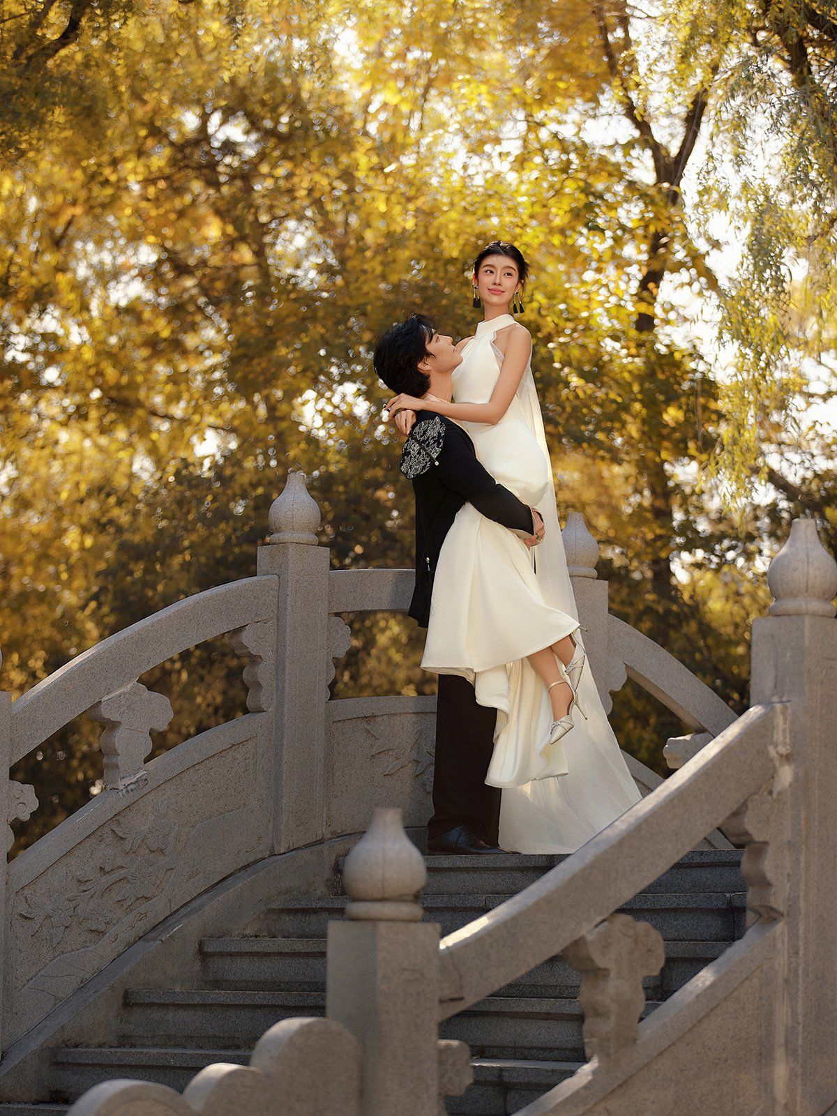 我私藏的浪漫秋景婚纱照🍁枫叶热恋