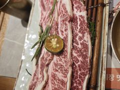 -草家酱蟹炭火烤肉店(珲春南路一店)