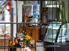 -喜洲吧·江畔老船厂·庭院餐厅(喜临院店)