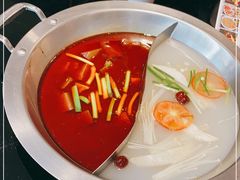 -吴记老锅底麻辣火锅(福州路店)