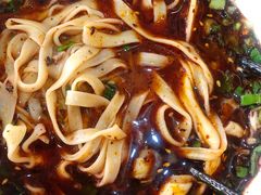 -清真·苍鹰蓬灰牛肉面(盐场路店)