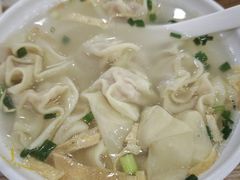 -珊珊小笼馆(仙霞路店)