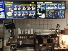 -麦当劳(湖光北街店)