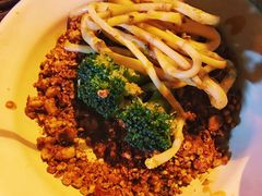-拈签一笑黄牛肉辣卤串串