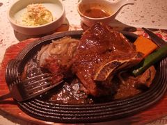 -战斧牛排餐厅(百盛优客店)