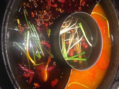 -渝涯重庆豆花老火锅(中赢国际店)