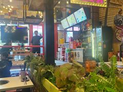 -钢管厂五区小郡肝串串香火锅(梅川路店)