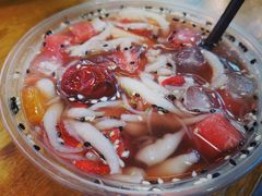 -八一路好吃街(雨田商务大厦店)