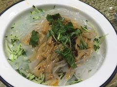 -老码头黑皮肘子锅包肉(赣水路店)