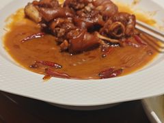 -老铺人家酒店(紫荆名流店)