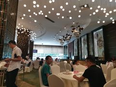 -绍兴中金豪庭大酒店