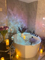 -MIDA蜜哒•科技逆龄美肤连锁