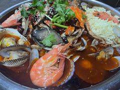 -老东镇啤酒屋海鲜加工·蒸汽海鲜·海鲜烧烤(台东店)