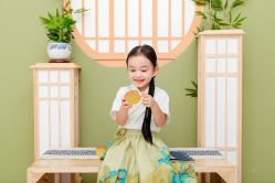 -小熊维尼高端儿童摄影(宝安旗舰店)