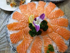 三文鱼肉-官塘陈记鱼生·潮汕砂锅粥·牛肉火锅(潮枫路总店)