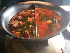 -湊湊火锅·茶憩(新中关购物中心店)