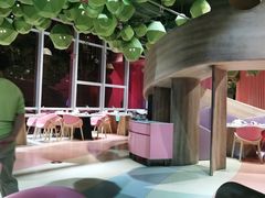 -水桶王国主题餐厅·聚会·生日派对·亲子活动·家庭套餐(亚龙湾希尔顿店)