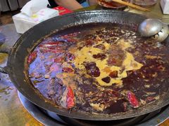 -黄潇洒老火锅(九眼桥宏济巷店)