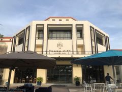 -Thana City Country Club