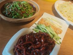 -顶顶香煎饼家常菜(金花南路店)