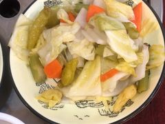 -聚首堂·特色小吃·肘子(什刹海德胜门店)