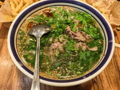 -云阿蛮云南生烫牛肉米线(奉贤路店)