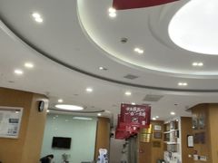 -雅悦齿科(顾村公园店)