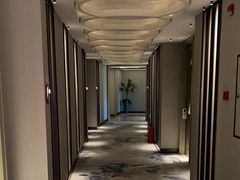 -浅深(世茂滨江精品店)