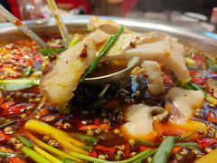 -乡土特色.冷锅鱼.牦牛肉汤锅