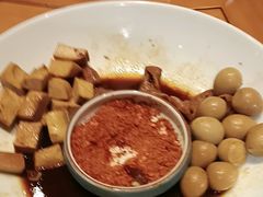 -帅巴人舅母子腊蹄民俗村