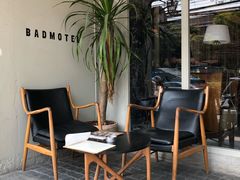 -ROAST coffee & eatery