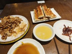 -福荣居褡裢火烧京味家常菜(西四店)