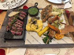 -Mark&Mars Restaurant