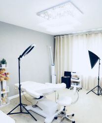 -一个差评成就的纹眉店