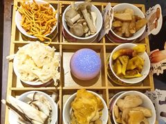 -菌自由丨野生菌火锅特色庭院餐厅(丽江古城店)