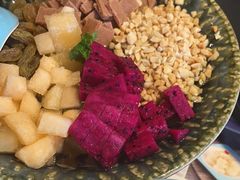 -江边城外烤全鱼(世茂广场店)