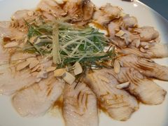 -穹六人间 people 6(岳阳路店)