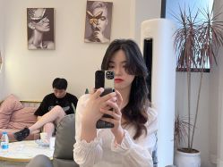 -V8潮牌·接发烫染连锁