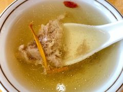 -鹏城人家海鲜酒家·23年老字号(较场尾店)