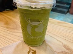 -瑞幸咖啡(巴黎春天陕西路店)