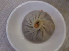 蟹粉小笼包-朱洪元苏式面馆(绿宝广场店)