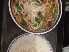 -云阿蛮云南生烫牛肉米线(奉贤路店)