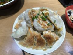-三好食堂(煎饺·馄饨·肉饼米线·盛世广场店)