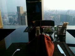 android_upload_pic-唐拉雅秀酒店-西锦汇空中BBQ·思创餐厅