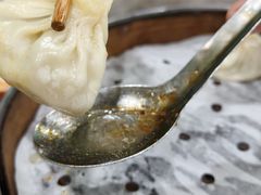 -清真老铁家灌汤包