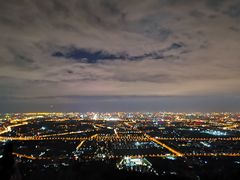 -鬼笑石后山停车场