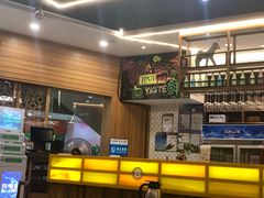 -胡须佬鸡煲四季火锅店(石厦西村直营店)